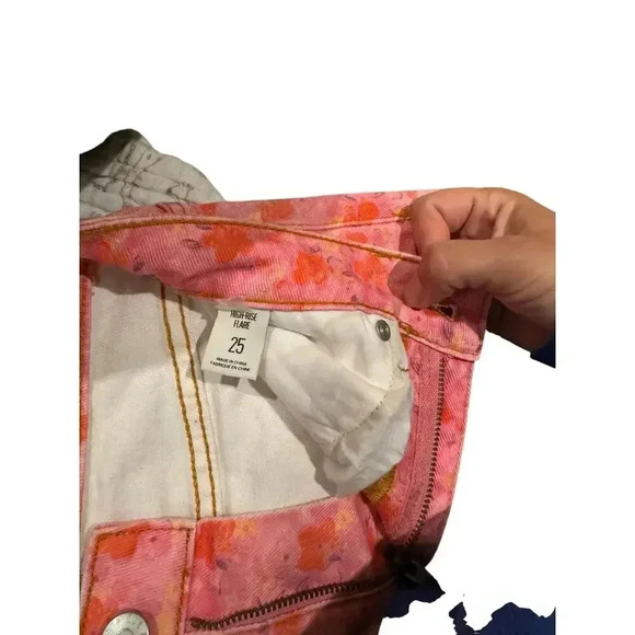 BDG Urban‎ Outfitters Pink Floral High Rise Flare Jeans Size 25 - Picture 4 of 4